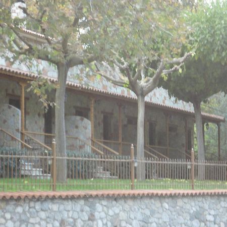 Faraggi Guesthouse Kalavryta Luaran gambar