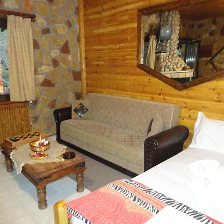 Faraggi Guesthouse Kalavryta Luaran gambar